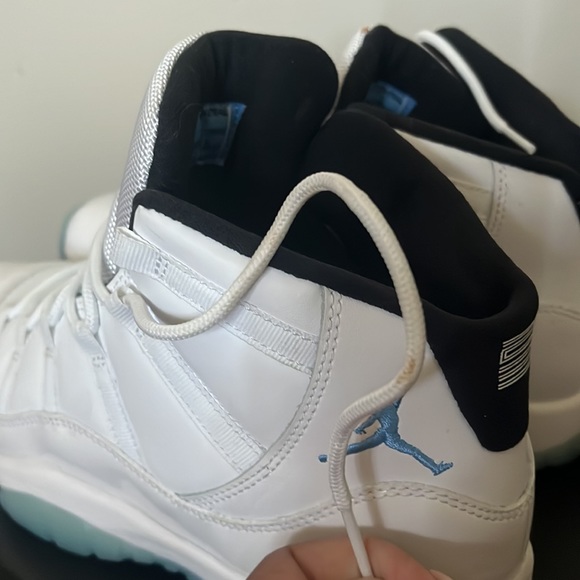 Air Jordan 11 Retro Legend Blue 7y - Picture 5 of 8